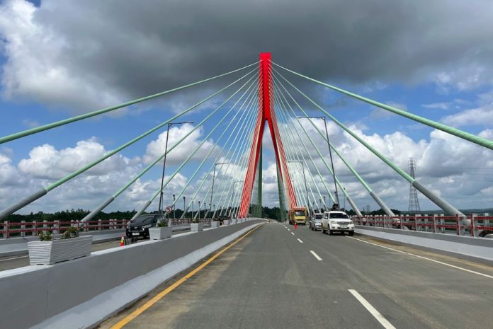 Jembatan Pulau Balang