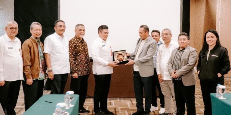 Bambang Arwanto Apresiasi Kedatangan Komisi XII dan Ajak Lihat Permasalahan Tambang Kaltim