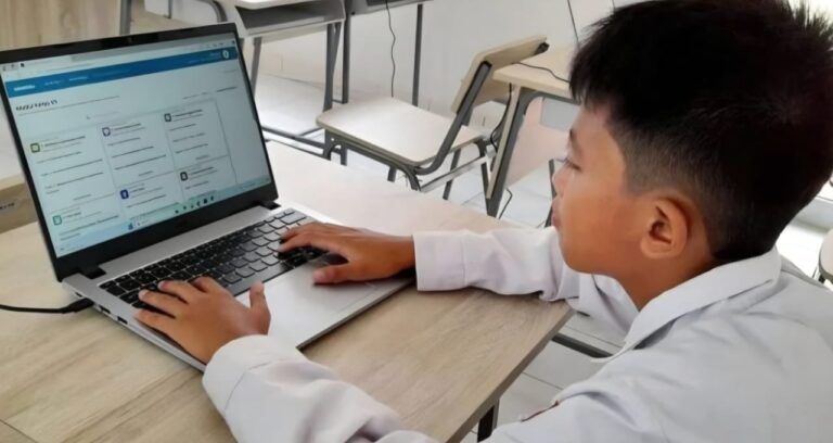 Bantuan Sekolah Rakyat Kaltim: Seragam dan Laptop Dijamin Cair Tahun Ini