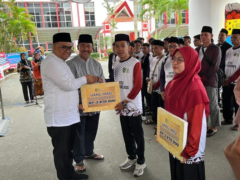 Bupati Kukar Lepas 58 Kafilah untuk MTQ Tingkat Provinsi Kaltim 2025