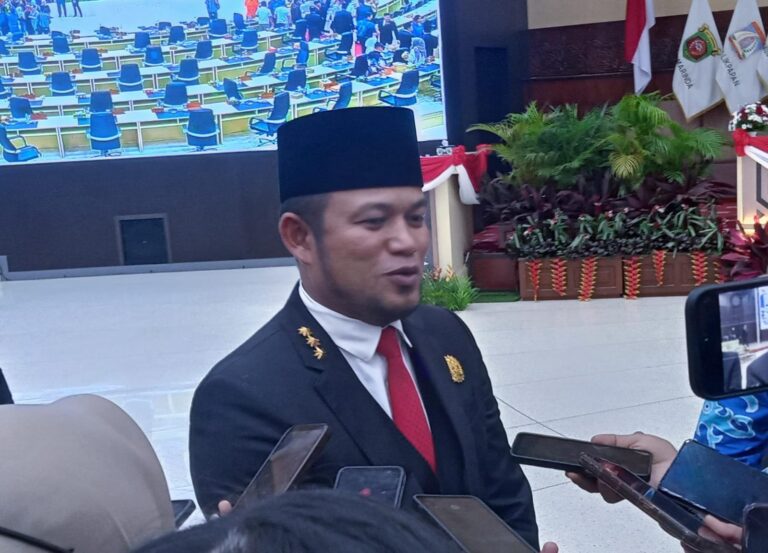 Demi Pendidikan Kaltim, Insentif Guru Terus Diperkuat