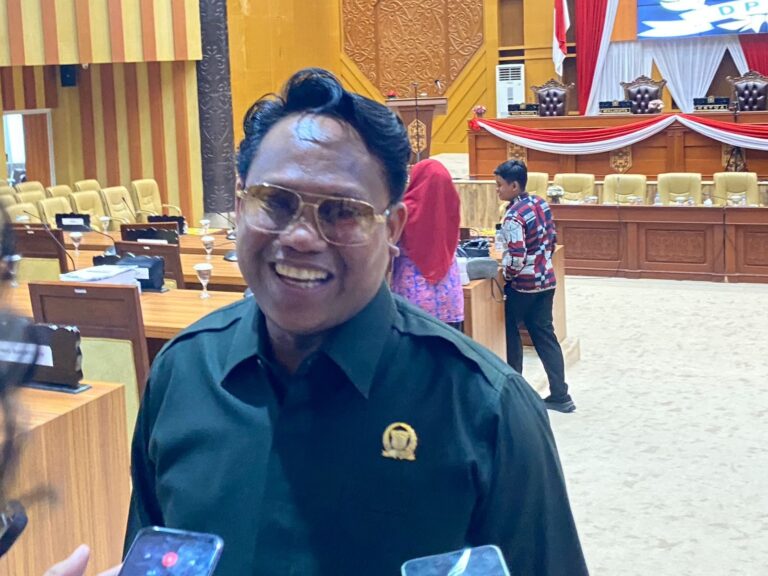 Dewan Soroti Proyek di Jalan Pembangunan, Warga Resah Debu dan Kebisingan