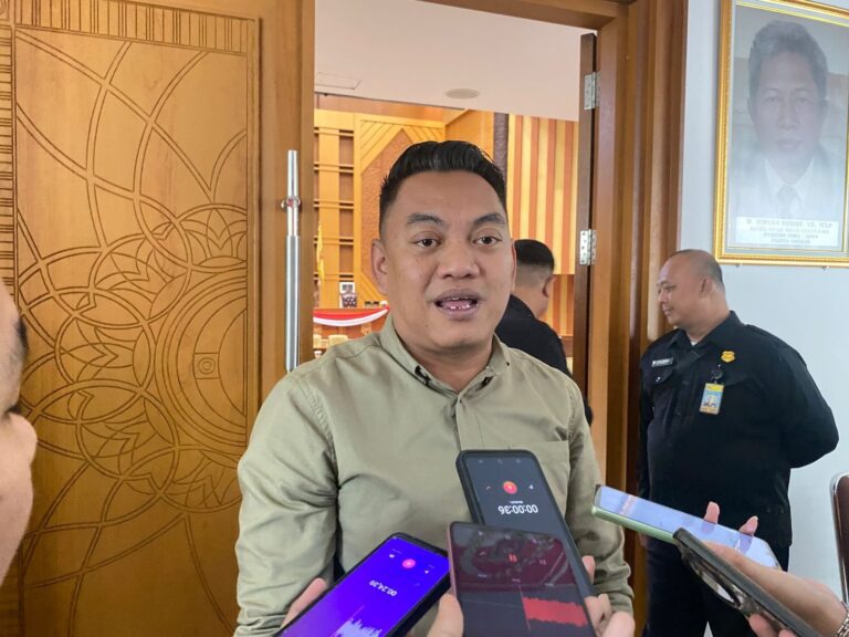 DPRD Samarinda Dukung Pemanfaatan AI untuk Permudah Layanan Publik