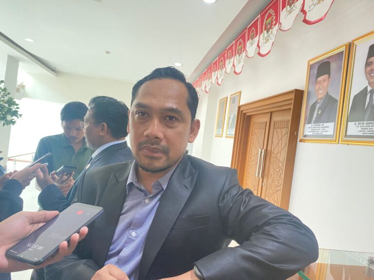 Flyover Samarinda Retak, Abdul Rohim Minta Pemkot Segera Periksa