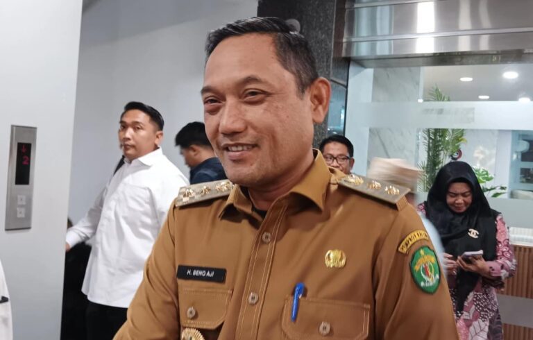 Gratispol 2026 Diluncurkan Lebih Rapi: Pemprov Pastikan Tak Ada Lagi Penalangan UKT