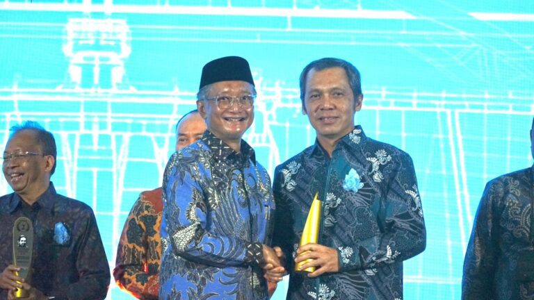 Kaltim Unggul Nasional: PUPR-PERA Menangkan Sutami Awards Terbaik 1