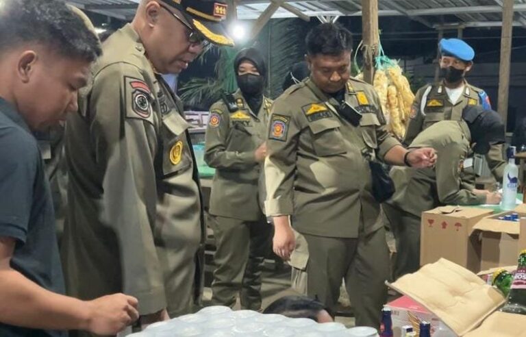 Operasi Cipta Kondisi di Sepaku: Satpol PP Tertibkan Miras Ilegal dan Amankan Pengunjung Penginapan