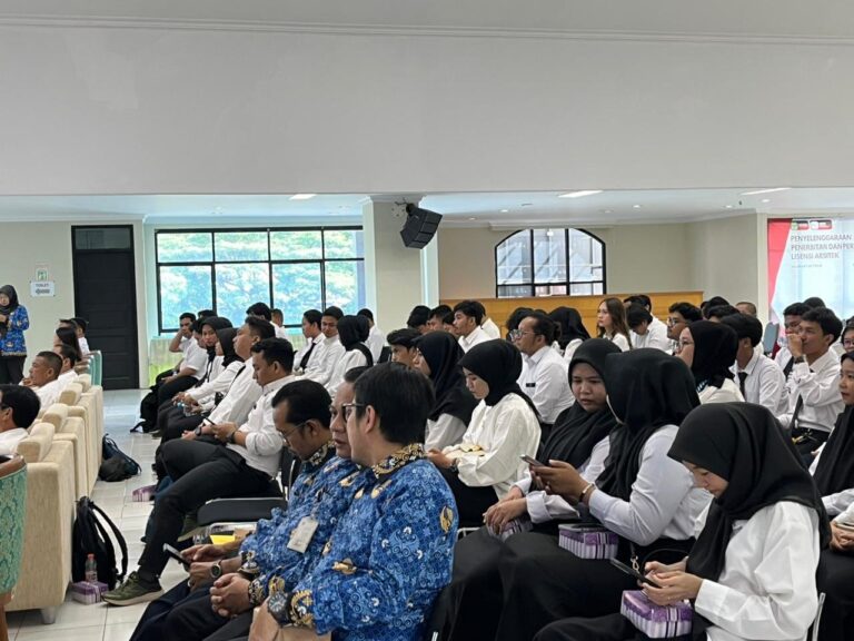 PUPR Kaltim Lampaui Target: Lebih dari 1.000 SDM Konstruksi Lokal Tersertifikasi