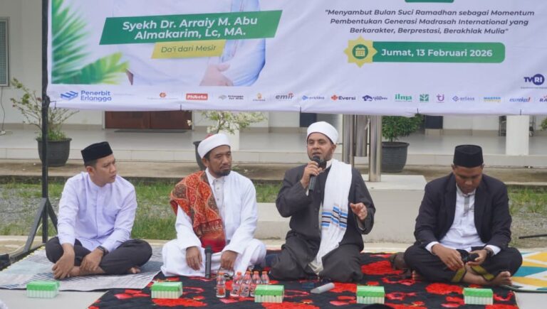 Sambut Ramadhan, Madrasah Darussalam IBS Samarinda Gelar Tarhib dan Pawai Obor