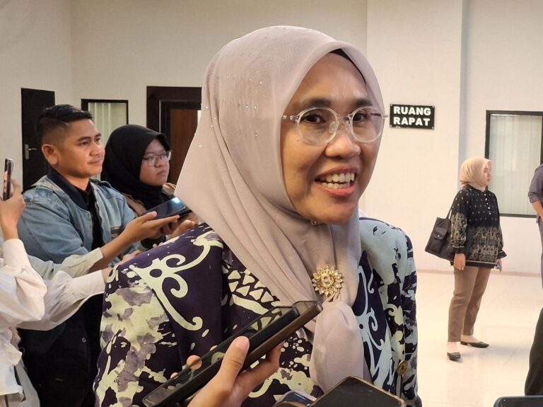 Syarat GratisPol: UKT Gratis Khusus Warga Kaltim Domisili Minimal 3 Tahun
