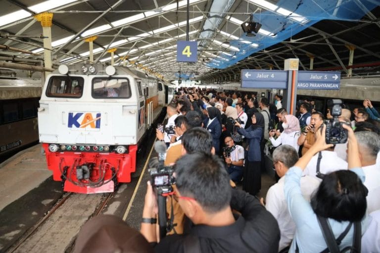 Tiket Lebaran KAI 2025