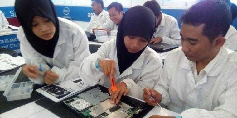 Perguruan Tinggi, Pemerintah, dan Swasta Diminta Tingkatkan Kualitas Pendidikan